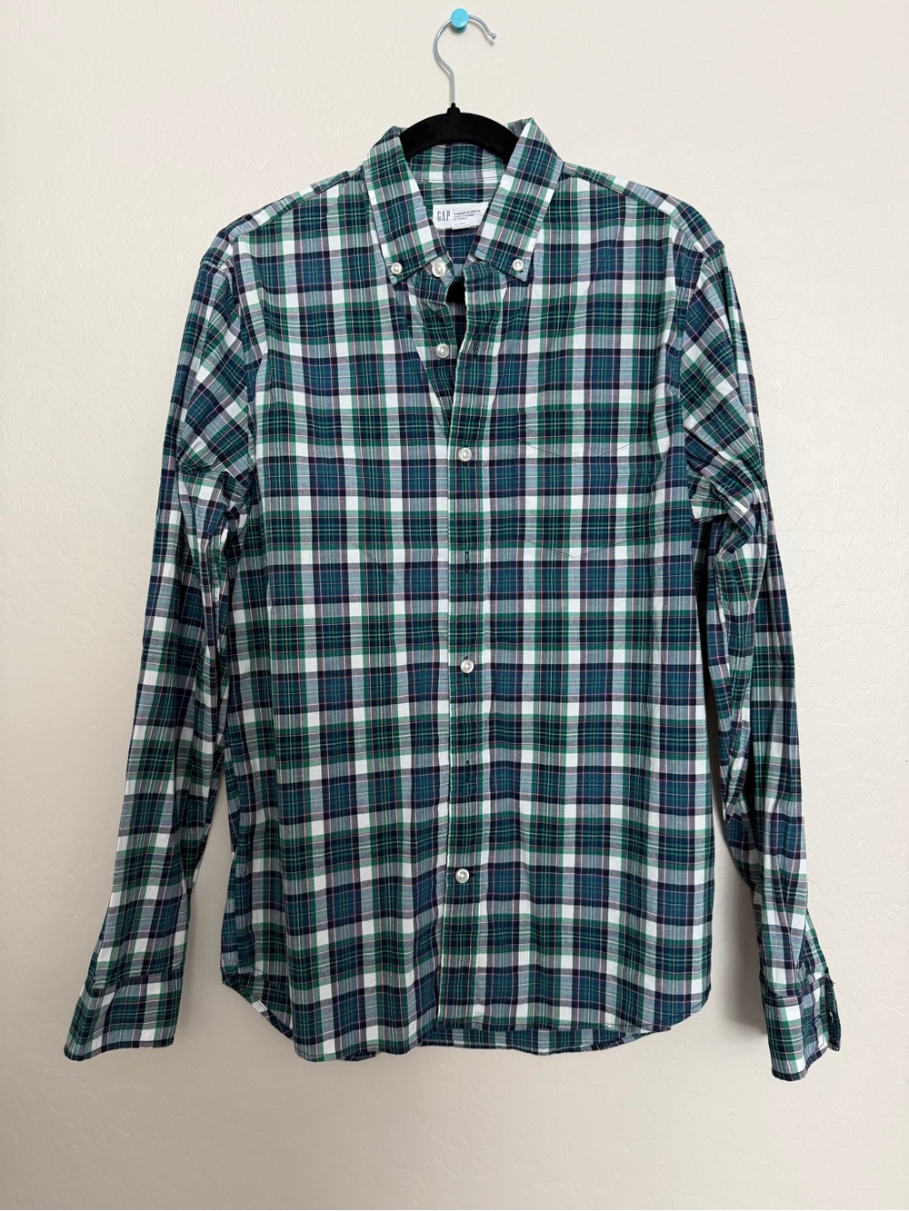 GAP Men’s Blue and Green Plaid Button-Down Shirt